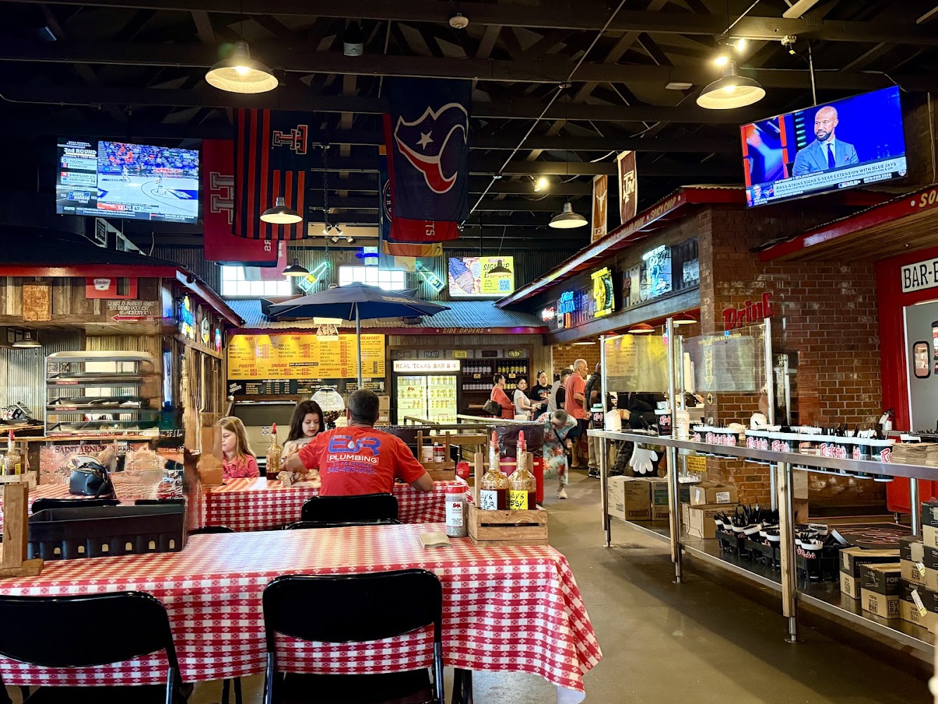 Rudy's "Country Store" and Bar-B-Q photo 4