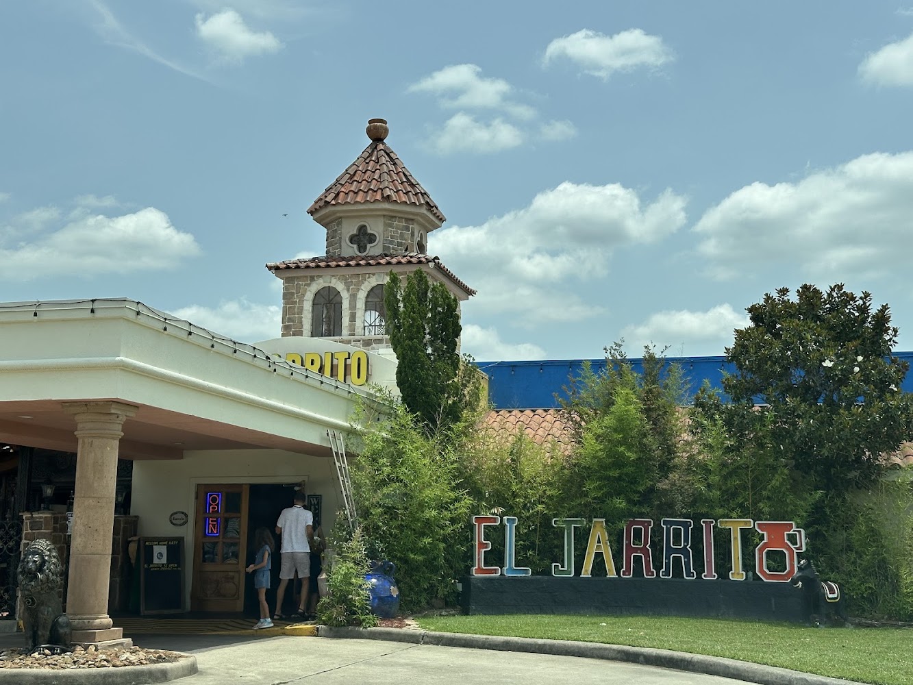 El Jarrito photo 4