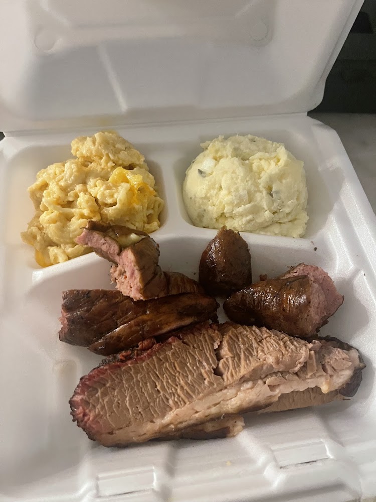 Big T's Smokehouse in Katy — photo 2
